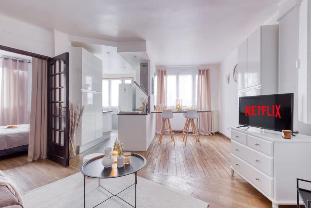 Le Versaillais Gare/Chateau/Wifi/Netflix فيرفاي المظهر الخارجي الصورة